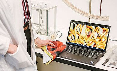 Nanofasern©HTW_Berlin-Alexander_Rentsch